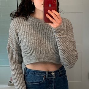 Cropped grey ribbed sweater :)